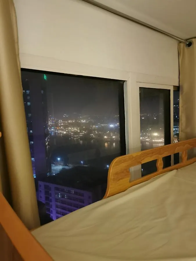 دبي Cloud9 Premium Hostel